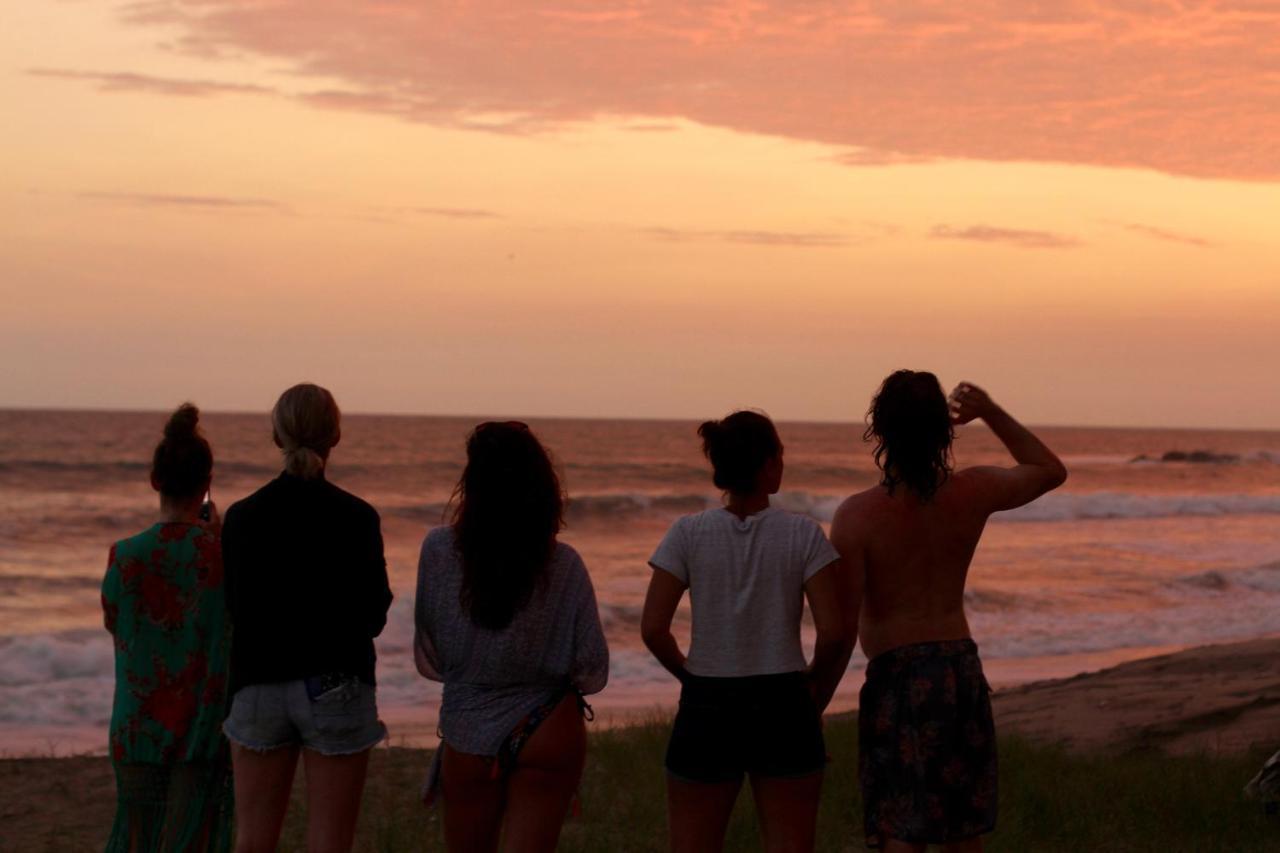Free Spirit Ecuador, Puerto Engabao Hotel Buitenkant foto